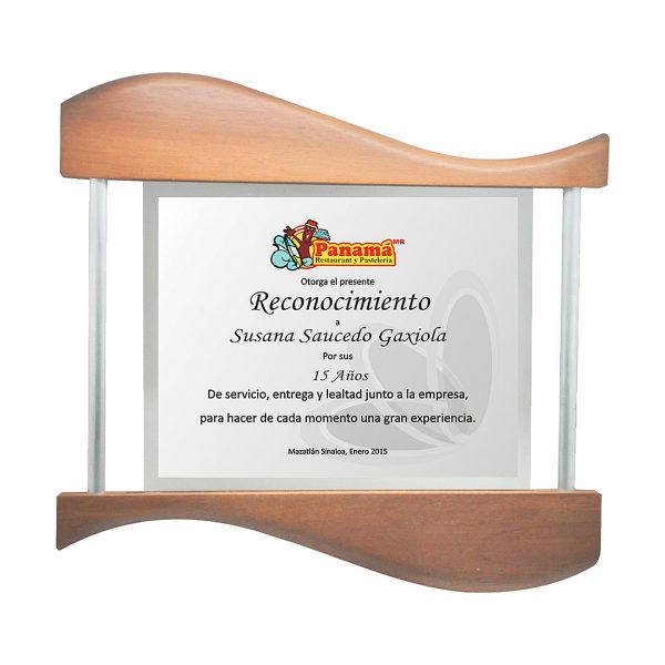 Reconocimiento de madera y fondo de acrílico con placa de metal.-PLACA PLATEADA